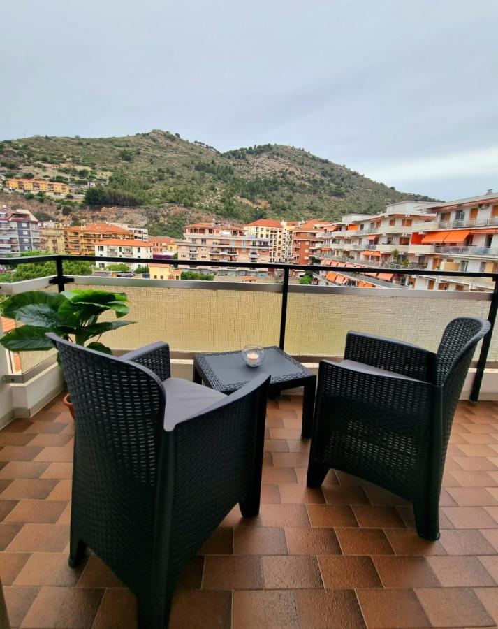 Apartament Casa Di Bea Ventimiglia Zewnętrze zdjęcie
